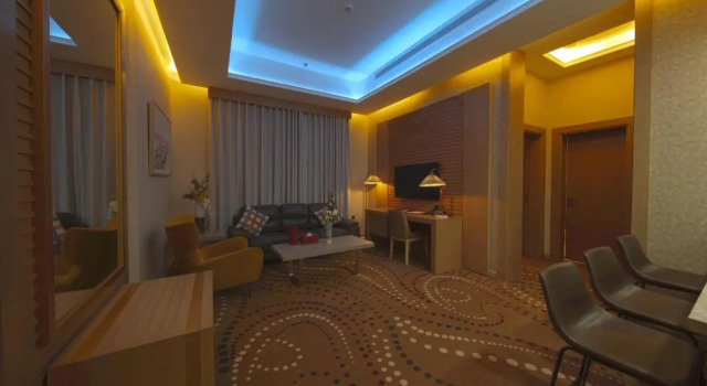 Семейный люкс Redwaves Hotel