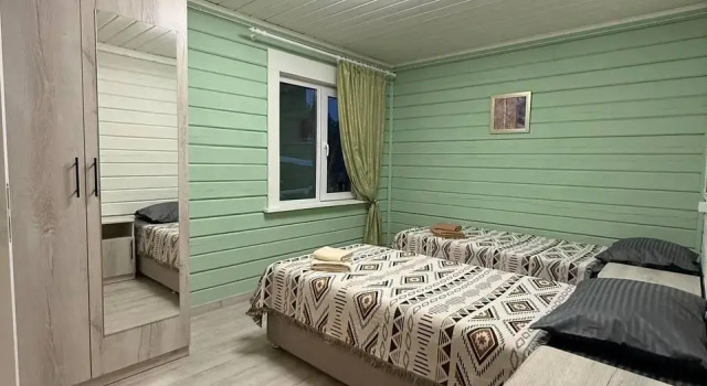 Gornaya Gavan Derevyannyy dom 2 etazh, Prenota Casa vacanze Hotel a Repubblica dell'Altaj con parcheggio, Parcheggio