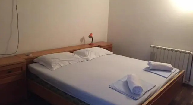 Rooms Ana, Reservar Hotel Hotéis em Kotor Riviera com estacionamento, Estacionamento