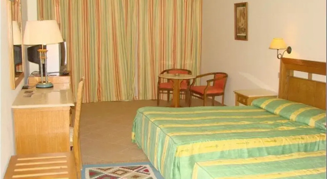 Elaria Beach Resort, Забронировать Курортный отель Отели Нувейба с парковкой, Парковка