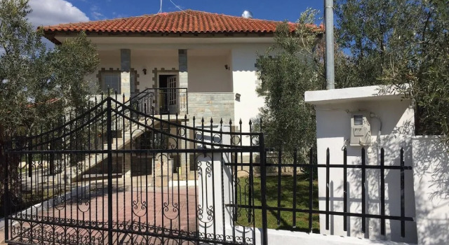 Charming Villa Halkidiki - Nea Kalikrateia - Vergia, Prenota Appartamento Vergia Macedonia