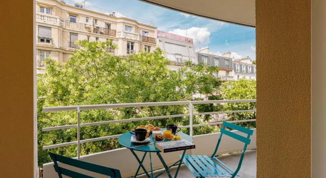 Трёхместный номер Standard с балконом Hôtel Sanso by HappyCulture