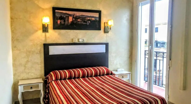 Двухместный номер Standard Hostal Sonia Granada