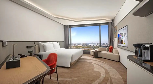 Двухместный номер Executive Radisson Collection Lingang Shanghai