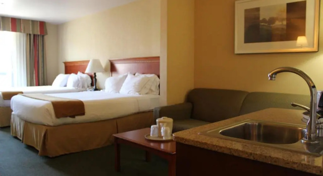 Firedobbelt suite Holiday Inn Express Hotel & Suites Tehachapi by IHG