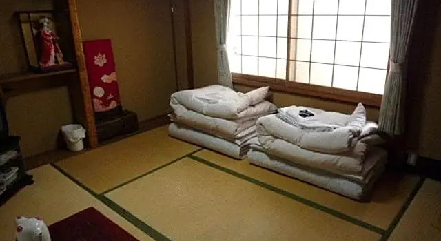 Standart üç kişilik oda Daiya Ryokan