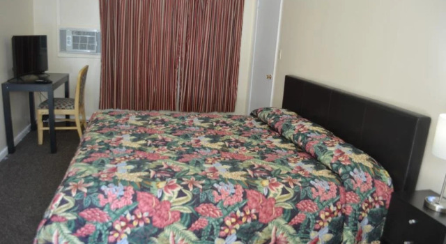 Budget Inn, Rezervați Hotel Liberty 