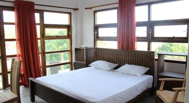 Yasra Holiday Villa