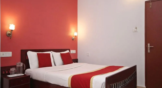 OYO 5340 SR Legend Inn, Rezervovat Hotel Indiranagar 