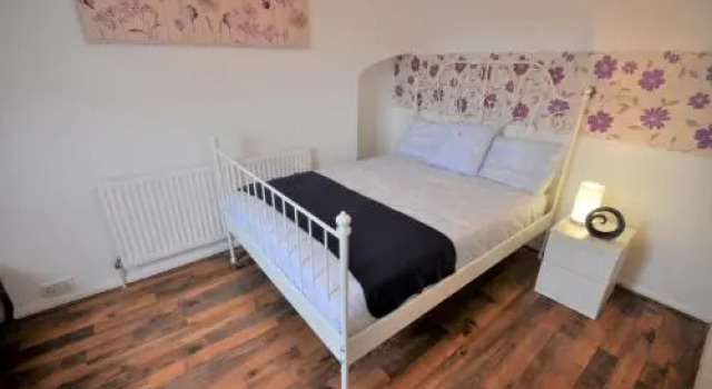4B Fordham Guest Apartment, Забронировать Апартаменты/квартира Апартаменты Лондона, рядом с Рынок Backyard, Апартаменты/квартира