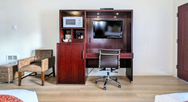 Четырёхместный номер Standard Clarion Collection Wilkies Inn Pacific Grove - Monterey