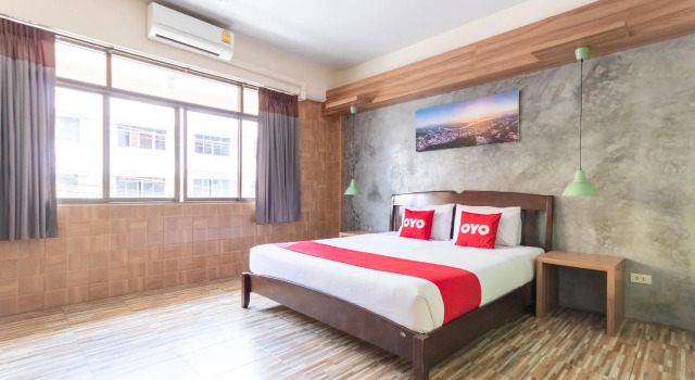 Кровать в общем номере OYO 1118 K L Boutique Hotel (Vaccinated Staff)