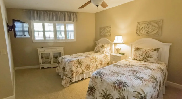 Gulf And Bay Club- F208 Updated And Great Views! 2 Bedroom Condo