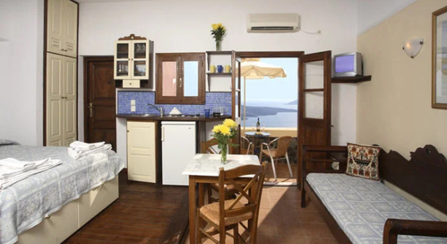 Panorama studio & suites, Забронировать Отель Тира Santorini Caldera, рядом с Музей досторического города Тира