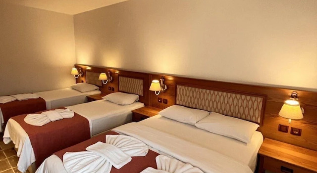 Четырёхместный номер Standard с видом на бассейн Yelken Hotel Akyaka
