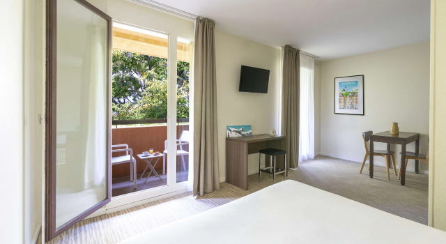 Двухместный номер Superior Kyriad Chambéry Centre - Hôtel et Résidence