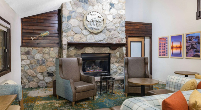 AmericInn by Wyndham Duluth South Proctor Black Woods Event Ctr, Réserver Hôtel Duluth Minnesota