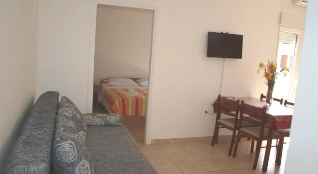 Cosy Apartment in Zadar With Balcony, Забронировать Апартаменты/квартира Апартаменты Задар, рядом с Пляж Мали Милни, Апартаменты/квартира