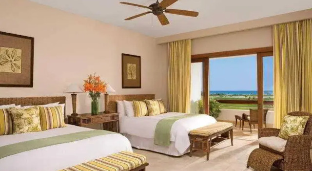 Rooms by G Golden Bear Lodge Cap Cana Hotel, Prenota Hotel Hotel a Punta Cana con piscina, Piscina