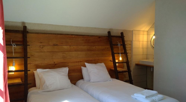 Jardin des Sens, Book Bed and Breakfast Éguilly Burgund