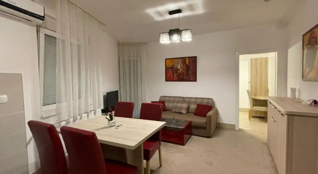 Holiday Wing Apartments, Buchen Sie Ferienwohnung Jagodina Zentralserbien