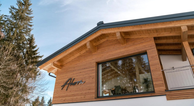 Appartement Ahorn, Rezerwuj Apartament Hotele w Schladming - Dachstein z parkingiem, Parking