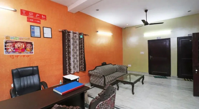OYO 16146 Royal Guest House, Varaa Matkakoti Faridabad Haryana