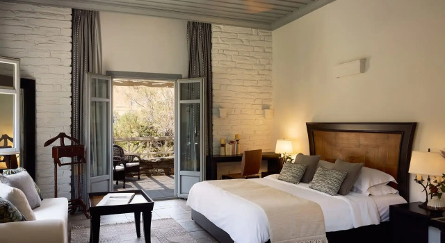 Полулюкс Porto Kea Suites by Sandglass