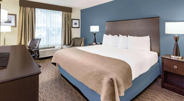 Номер Standard AmericInn & Suites Burnsville, MN