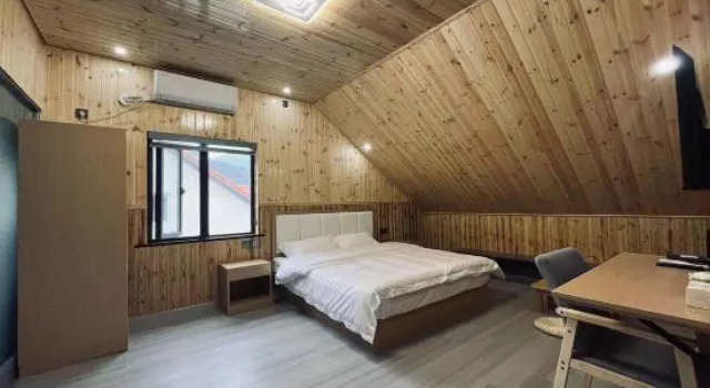 Люкс Yueting Qingju Homestay