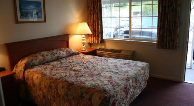 Двухместный номер Standard Hi-Lo Motel, Cafe and RV Park Mount Shasta Area