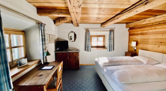 Двухместный номер Standard Historic Hotel Chesa Salis