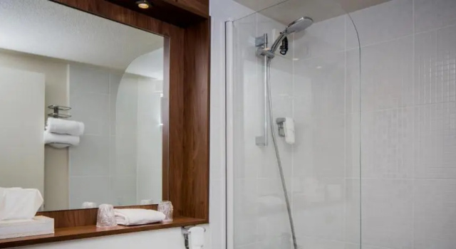 Трёхместный номер Standard Kyriad Montargis Amilly