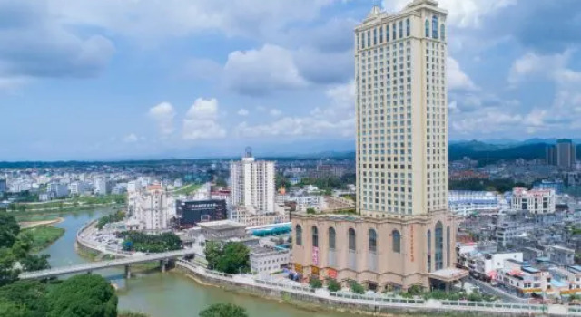 Vienna International Hotel (Dongxing Port), Rezervovat Hotel Hotely v Quang Ninh s parkováním, Parkování