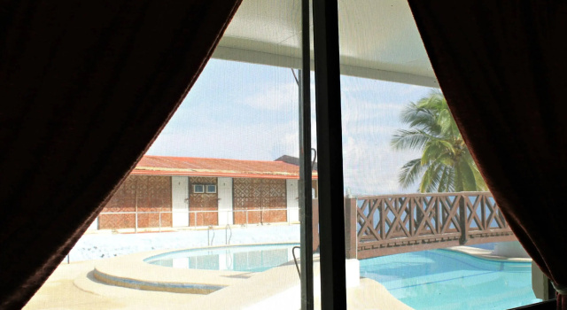 Lagunde Beach Resort, Prenota Resort Hotel economici a Oslob