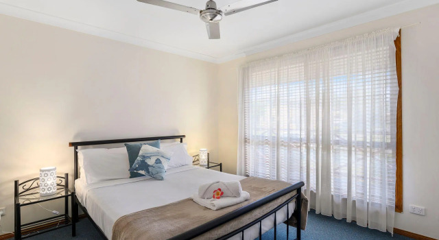 Вилла Dolphin Sands Holiday Villas