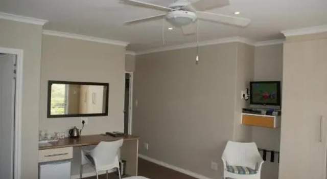 A Modern Beach House, Забронировать Вилла Виллы Сент-Френсис-Бей, рядом с Пляж St. Francis Bay, Вилла