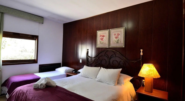 Hotel Ascona, Забронировать Отель Отели Кампус-ду-Жордана 4 звезды, 4*