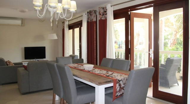 Modern Apartment in Willemstad near Sea Beach