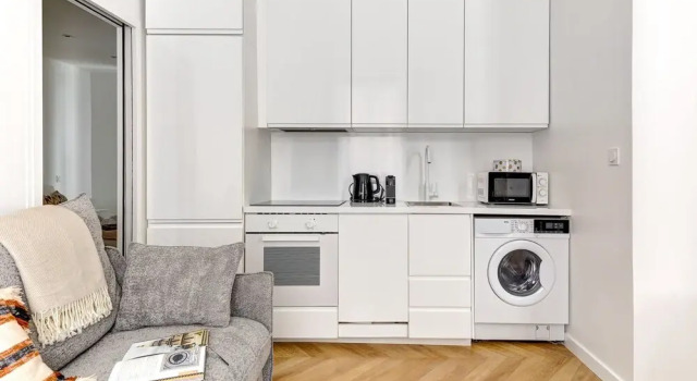 Апартаменты Bright 1BR Near Seine & Eiffel Tower