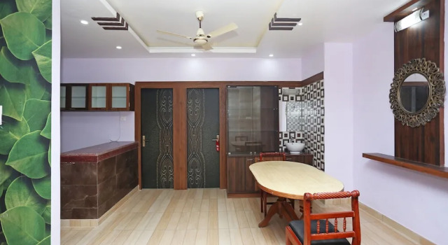 OYO 10734 Hotel NE Residency