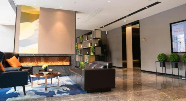 Home Inn Business & Travel Hotel (Ordos Wanda Wangfujing Branch), Book Hotel Hotels in Inner Mongolia with Parking, Parking