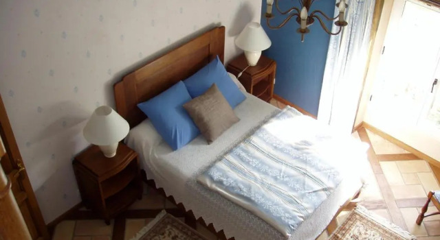 La Dame Blanche, Book Hotel Bérig-Vintrange 
