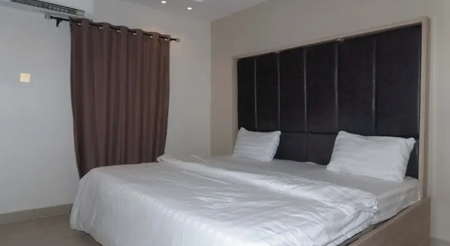 Oasis hotel and suites, Prenota Hotel Lagos Island Lagos