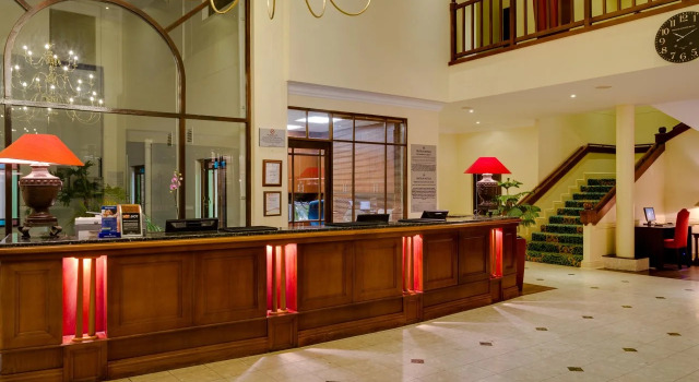 Protea Hotel King George, Reservar Hotel George Central George