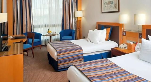 Номер Standard с видом на город Crowne Plaza Beirut by IHG