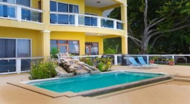 Villas Del Playa, Prenota Hotel Hotel a Roatan con piscina, Piscina