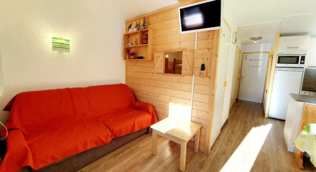 Agence des Orres - Le Belvedere - Studio cabine - B408, Забронировать Отель Отели Лез-Ор с парковкой, рядом с Горнолыжный подъемник Риу Сек, Парковка