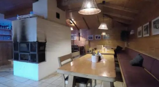 Pension Tyrol, Rezerwuj Hotel Hotele w Salzburg z parkingiem, Parking