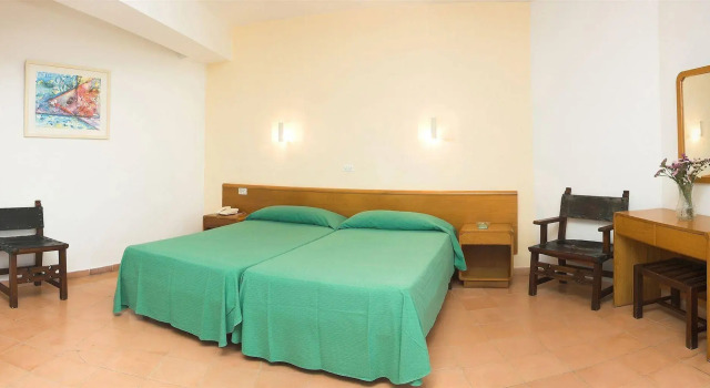Hotel Figueretes, Book Hotel Ivisa 